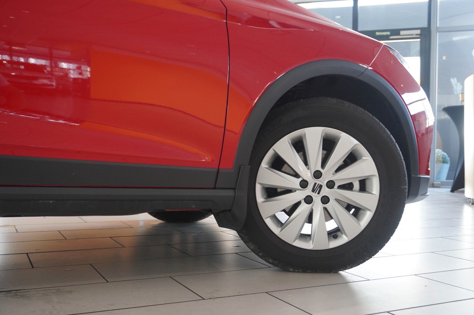 Fahrzeugabbildung SEAT Arona 1.0 TSI STYLE DSG NAVI/VIRTU./SHZ/PDC/DAB+