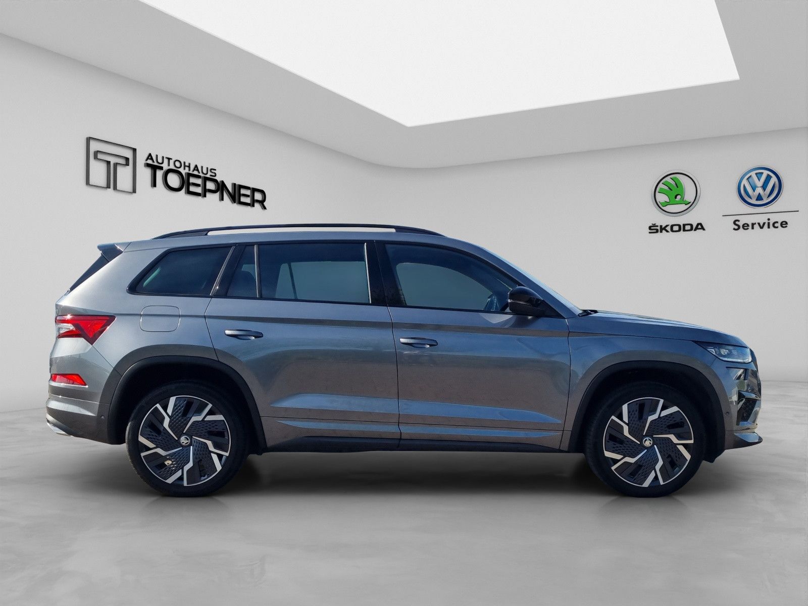 Fahrzeugabbildung SKODA Kodiaq RS 4x4 2,0 TSI DSG Navi Pano ACC AHK