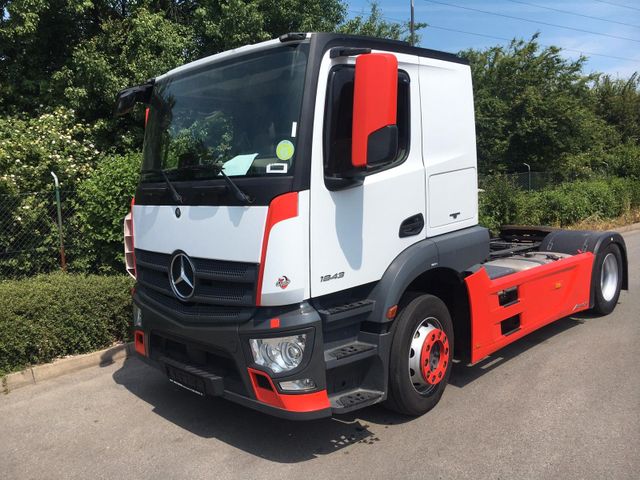 Mercedes-Benz 1846 Actros MP4 für LOHR