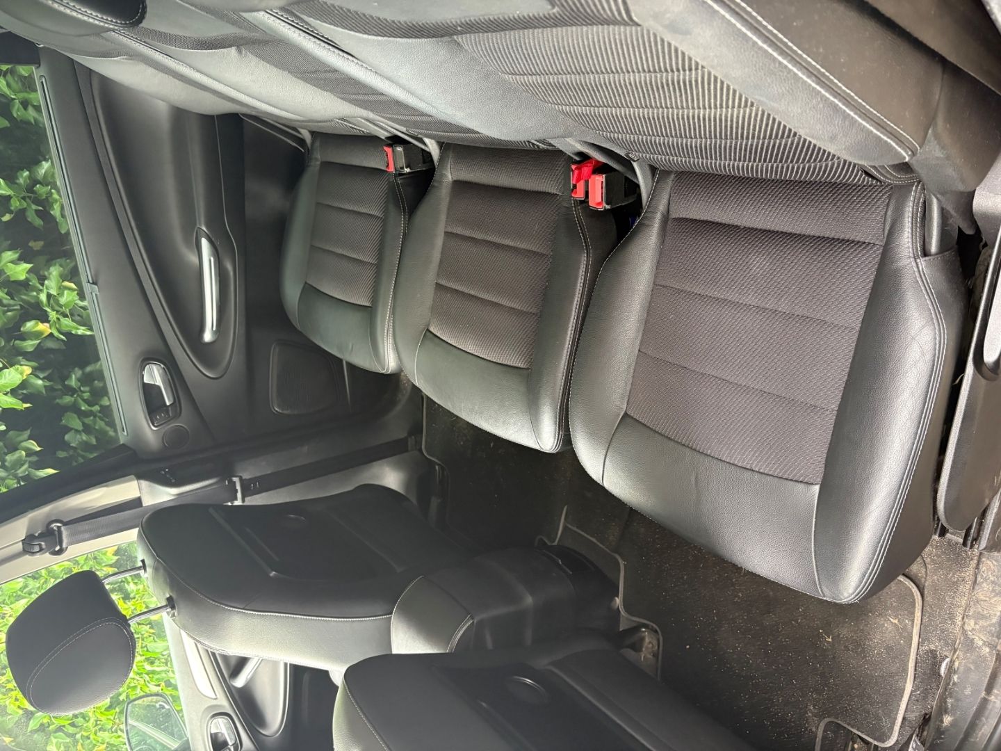 Fahrzeugabbildung Ford S-Max Titan. PanoDach Navi Getriebe defekt Mem.S