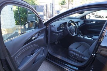 Opel Insignia - 11