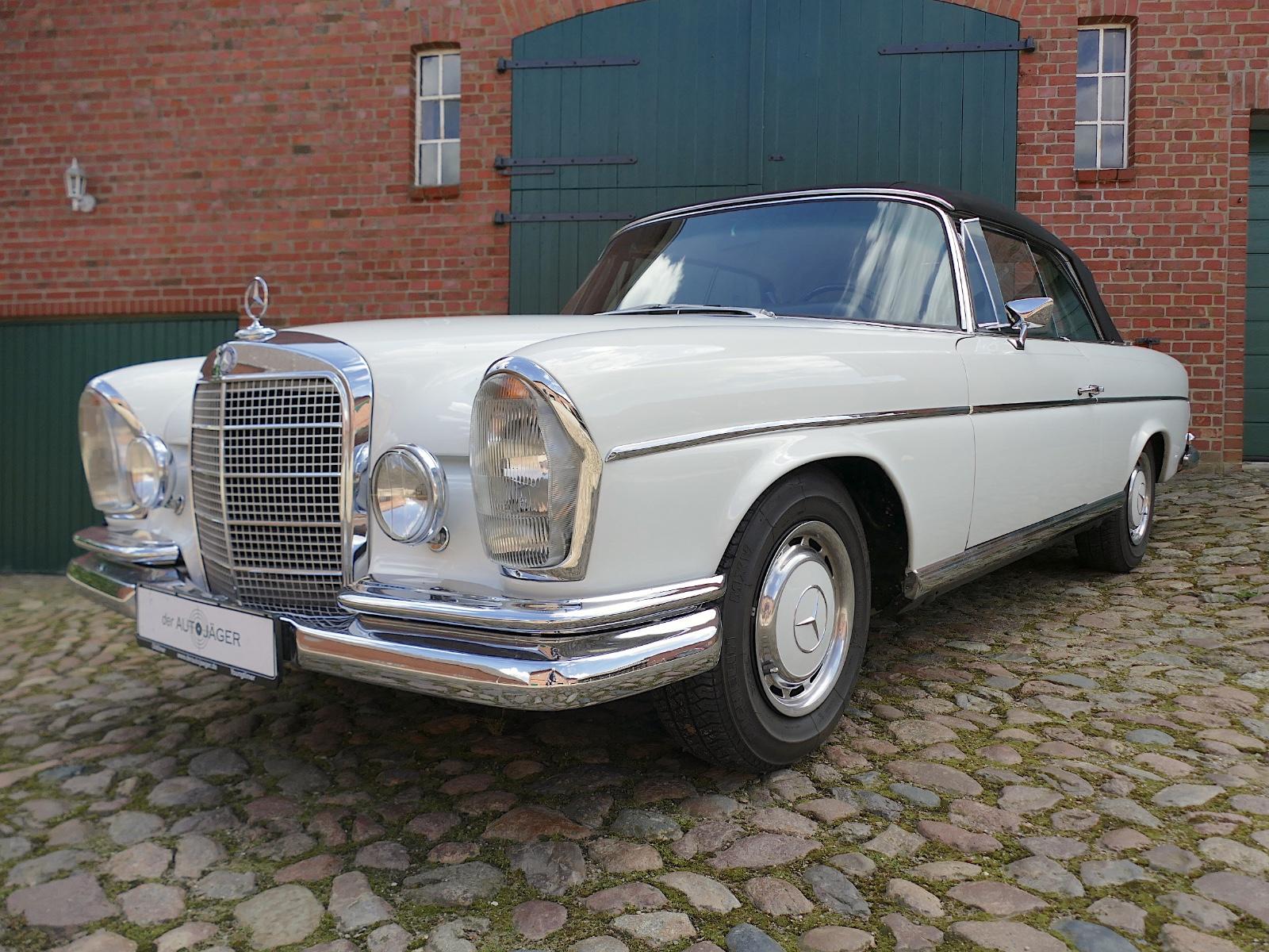 Mercedes-Benz 280 SE W111 Cabriolet