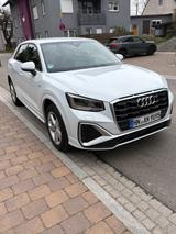 Audi Q2 35 TFSI S tronic S line*AHK*Garantie-2030