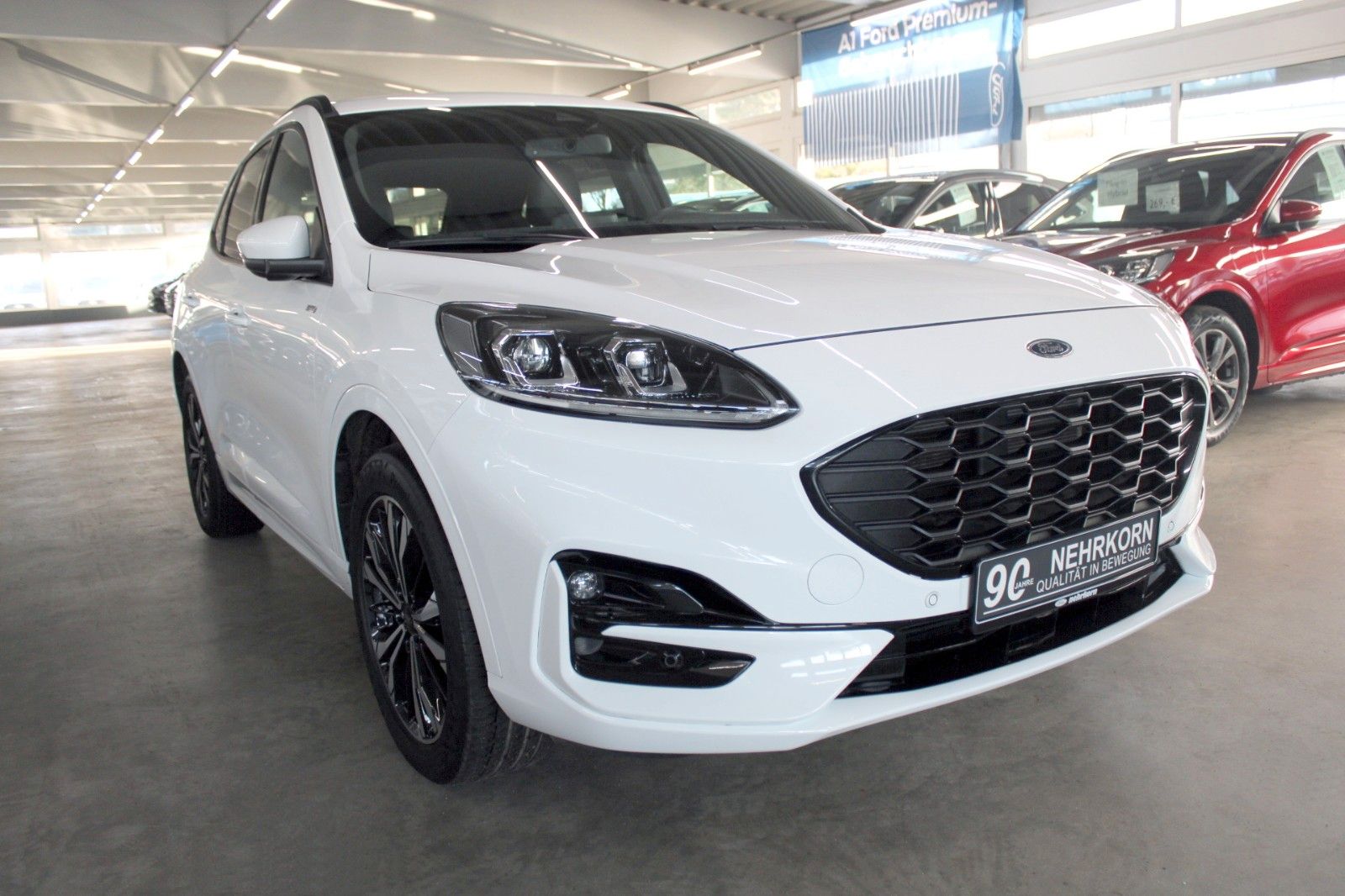 Fahrzeugabbildung Ford Kuga 2.5 PHEV ST-Line X Aut. LED CAM el. AHK uvm