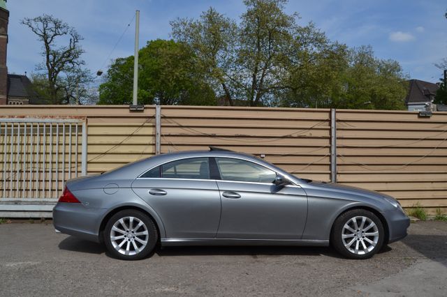 Mercedes-Benz CLS 300