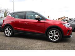 Fahrzeugabbildung Seat Arona FR*Kamera*Alcantara*Ambient*ACC*Kessy*DAB*