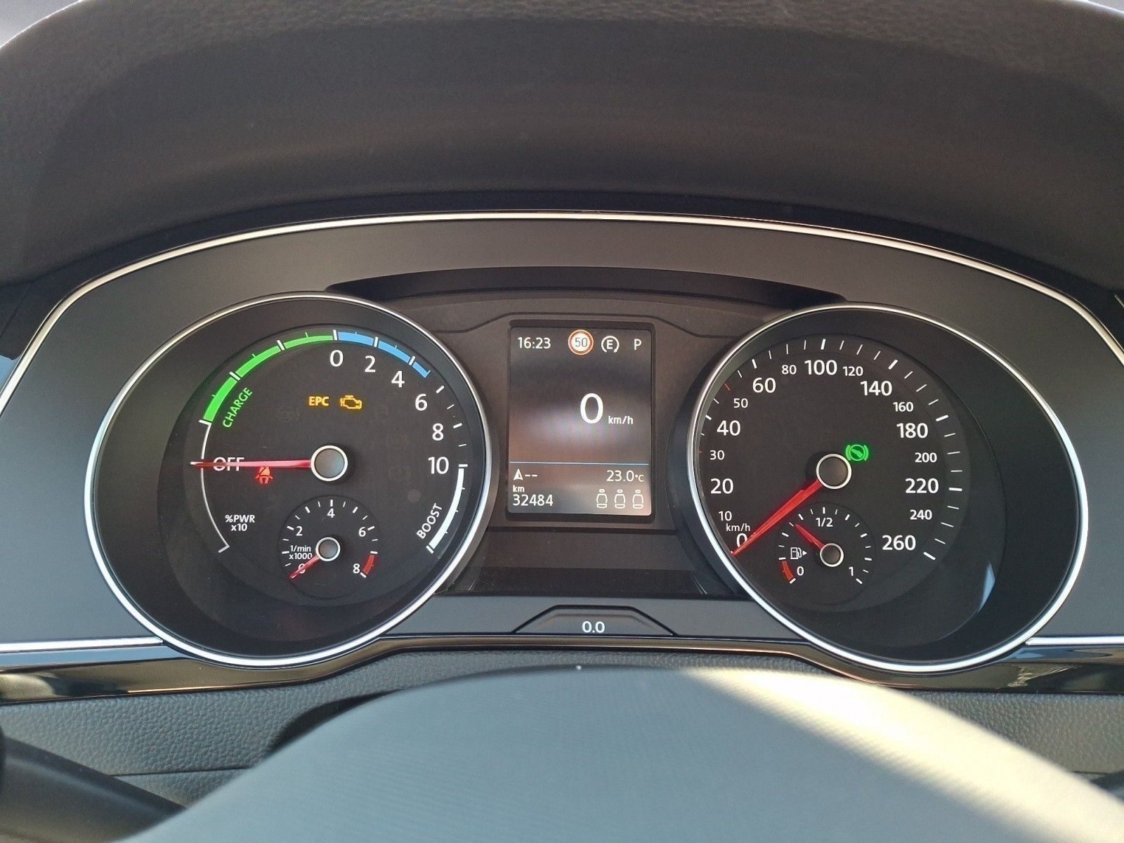 Volkswagen Passat Variant - Bild 9