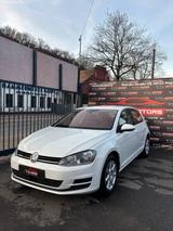 Volkswagen Golf VII Lim.ComfortlineBMT-Autom-Massage-AbTemp - Volkswagen: Abt