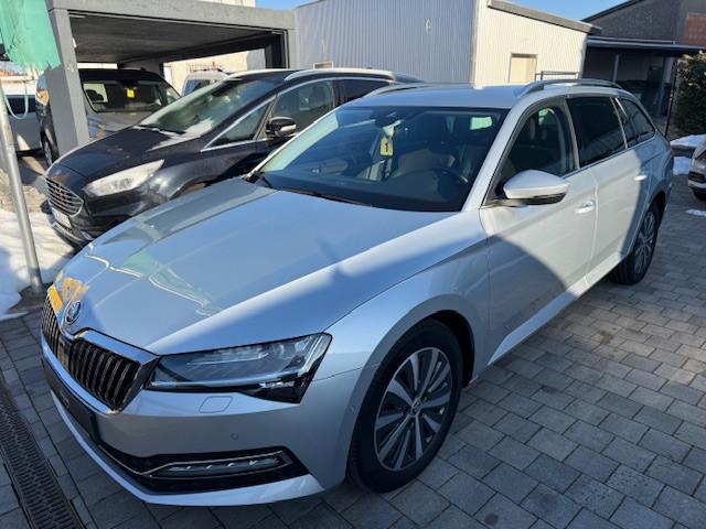 Skoda Superb Combi/ACC/LED/Kamera//Anhängerkupplung