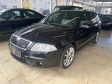 Skoda Octavia Combi RS/Led./Xen/PDC/Navi/SHZ/S-Heft/ - Skoda Octavia aus 2009 mit Diesel-Antrieb