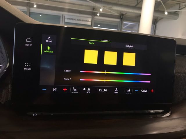 Octavia Combi Scout 2.0 TDI 4x4 DSG*AHK*MATRIX*