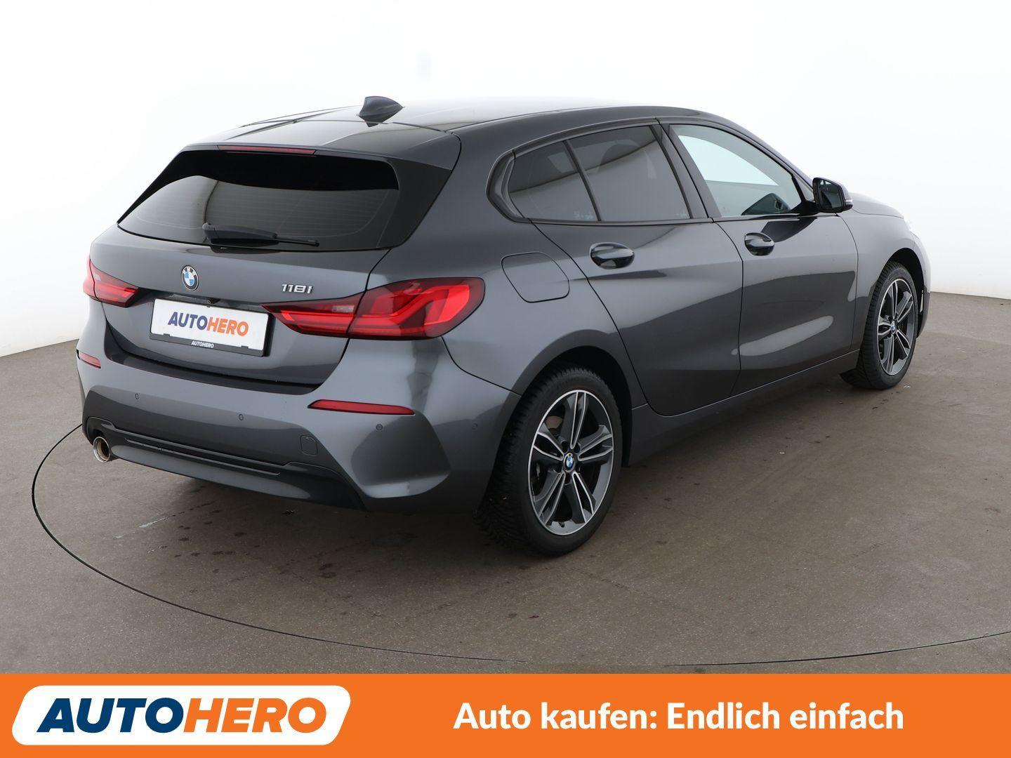 BMW 1er 118i Sport Line Aut.*LED*NAVI*TEMPO*PDC*