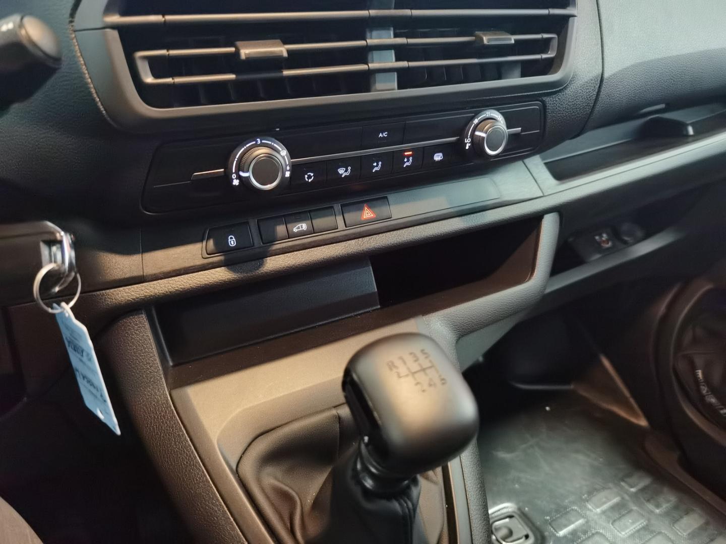 Toyota Proace L1 1.5 D Kasten Work 4-türig ACC DAB Spur