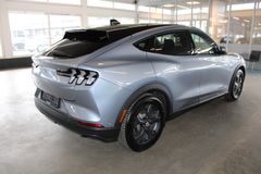 Fahrzeugabbildung Ford Mustang Mach-E 99 kWh Top Ausstattung