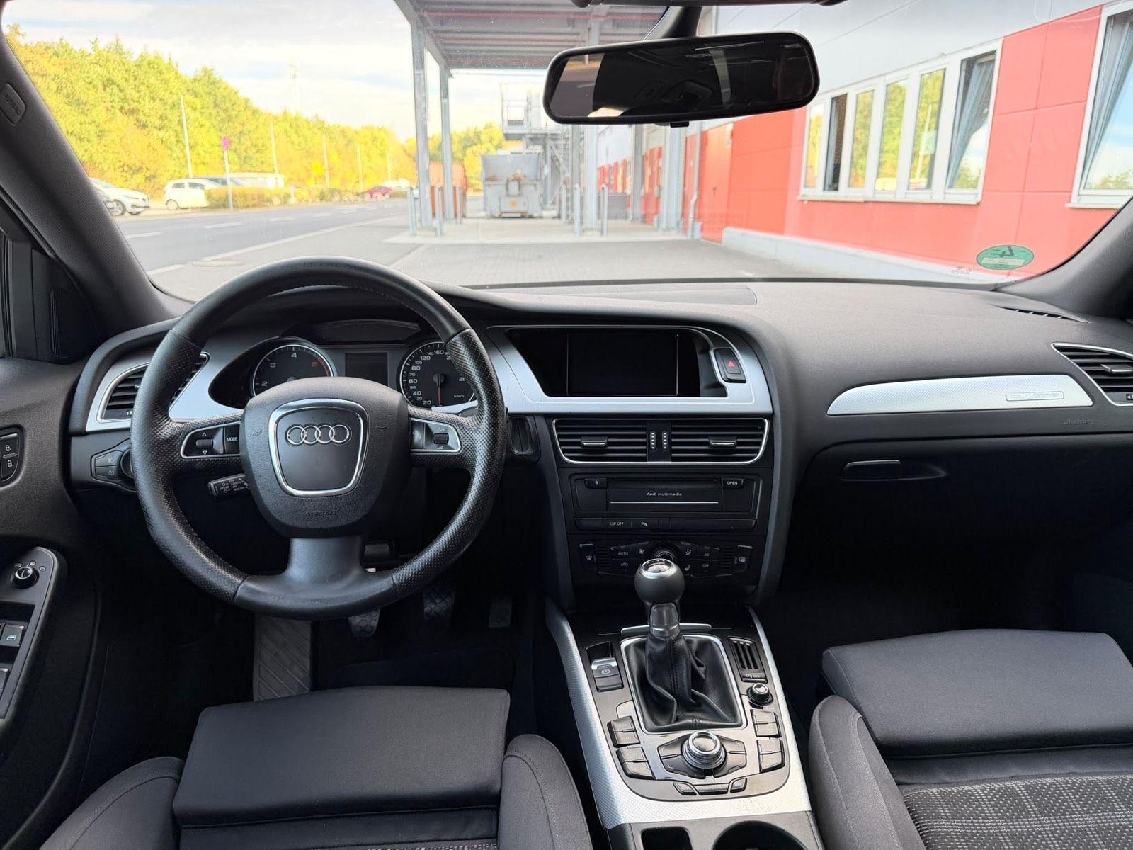 Audi Quattro 2010 — photo 8