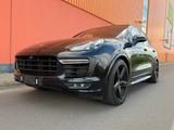 Porsche Cayenne GTS Pano Bose Standhz - Porsche Cayenne in Berlin