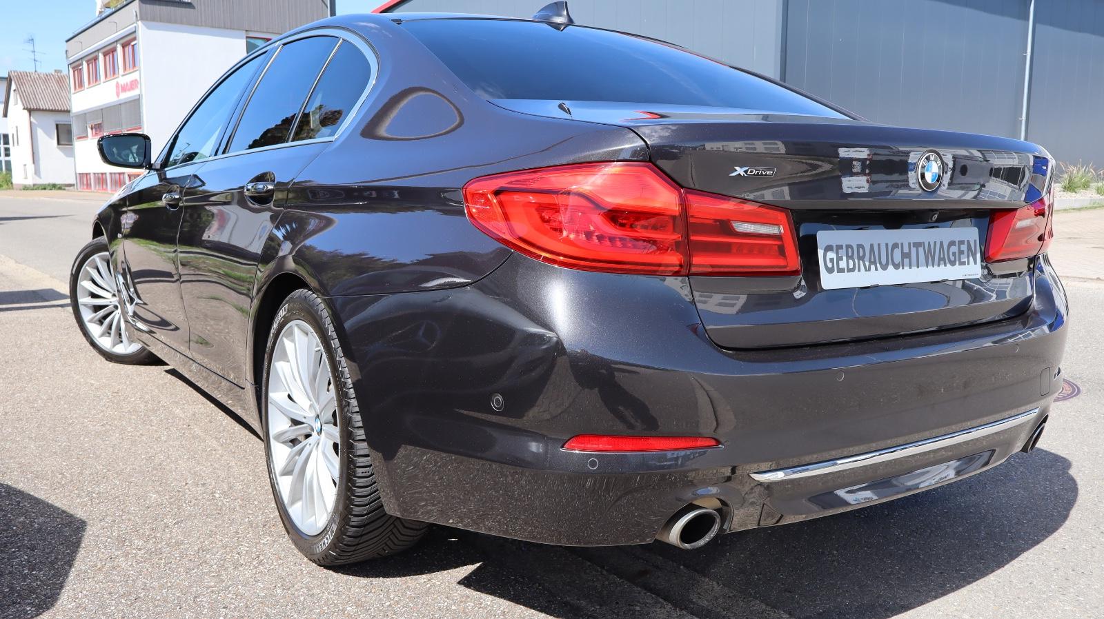 BMW 530 5 Limousine 530 i xDrive Luxury Line