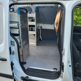 Bild 13 Renault Kangoo Rapid Sortimo und Webasto Standheizung