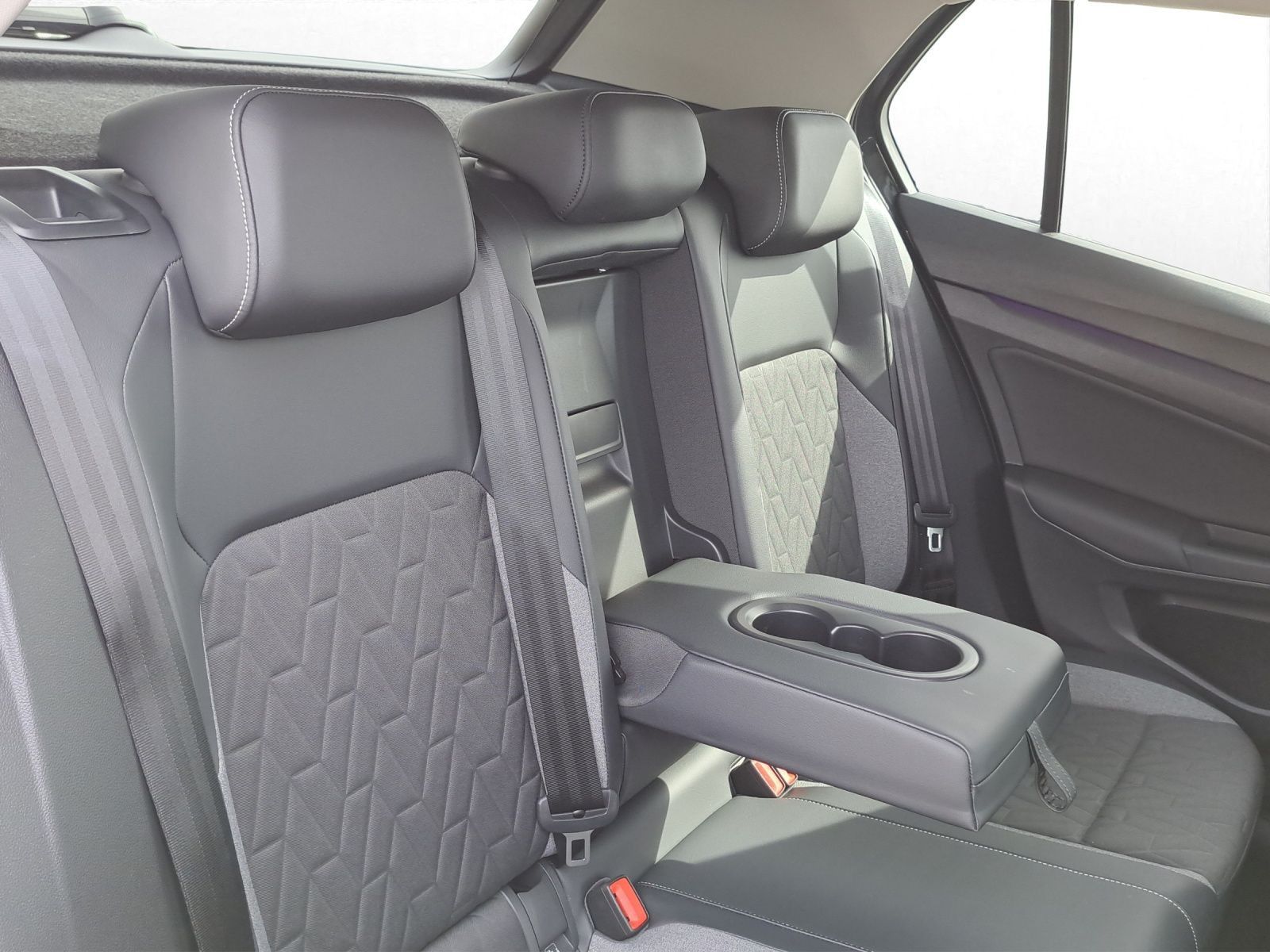 Volkswagen Golf - Bild 16