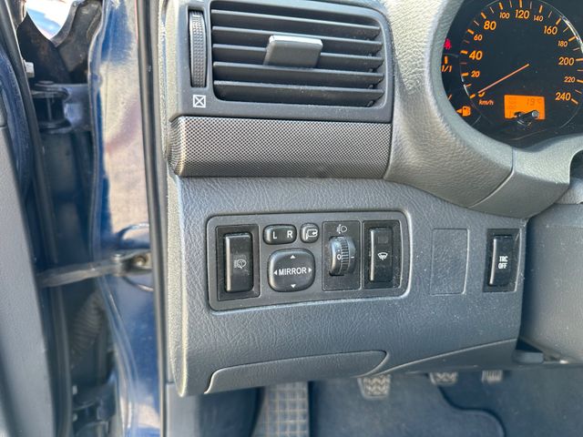 Toyota Avensis 1.8 Liftback