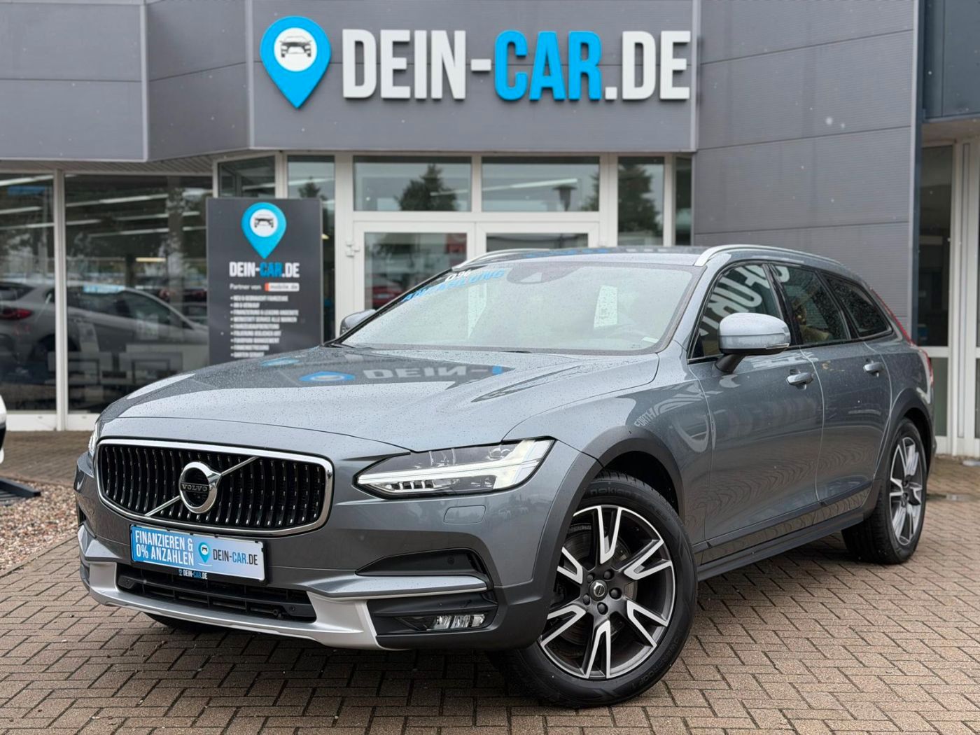 Volvo V90 Cross Country PRO ACC LED PDC SpurW Virtual