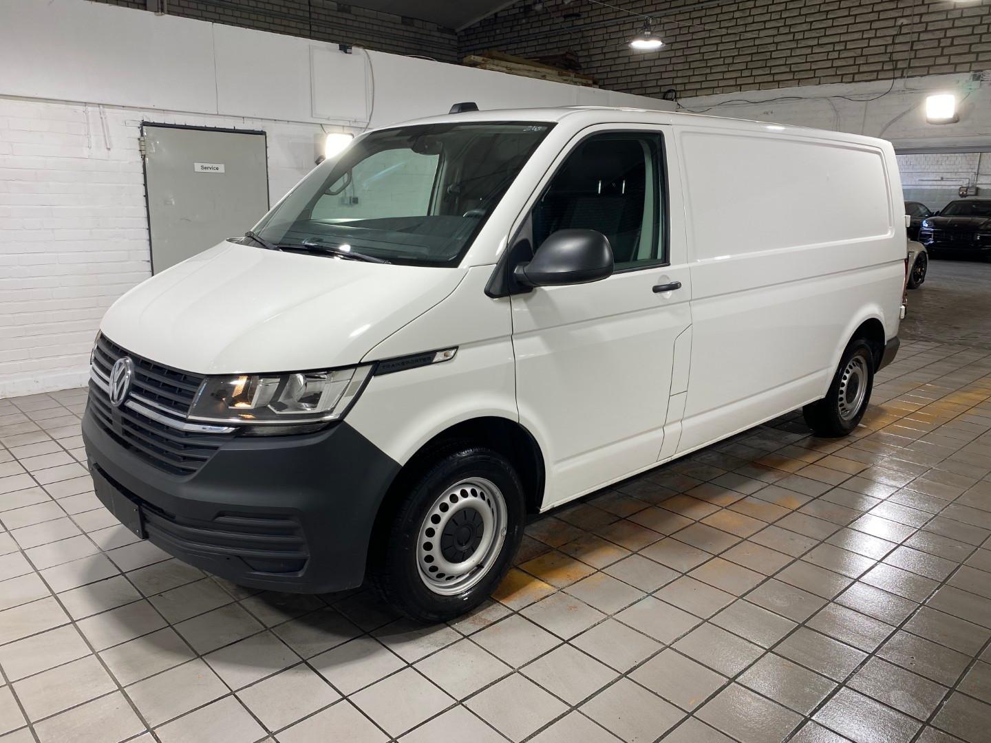 Volkswagen T6.1 Transporter Lang 2.0 TDI