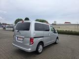 Nissan NV200 /Evalia Evalia Tekna - silberne Nissan NV200