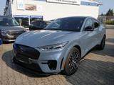 Ford Mustang Mach-E GT AWD Pano Matrix 75 % Afa fähig - mit Elektro-Antrieb: Blau, Vollleder, Geländewagen