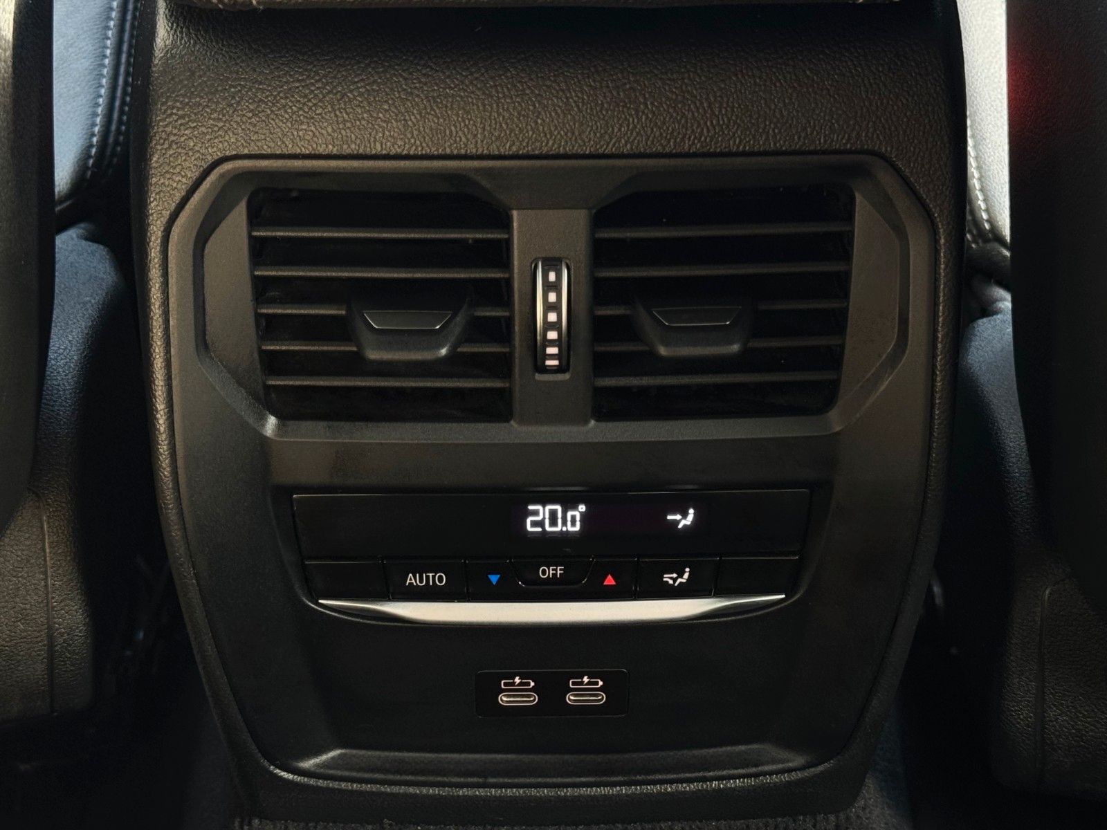 Fahrzeugabbildung BMW 420i Cabrio Aut. Memory Leder CAM HiFi AHK