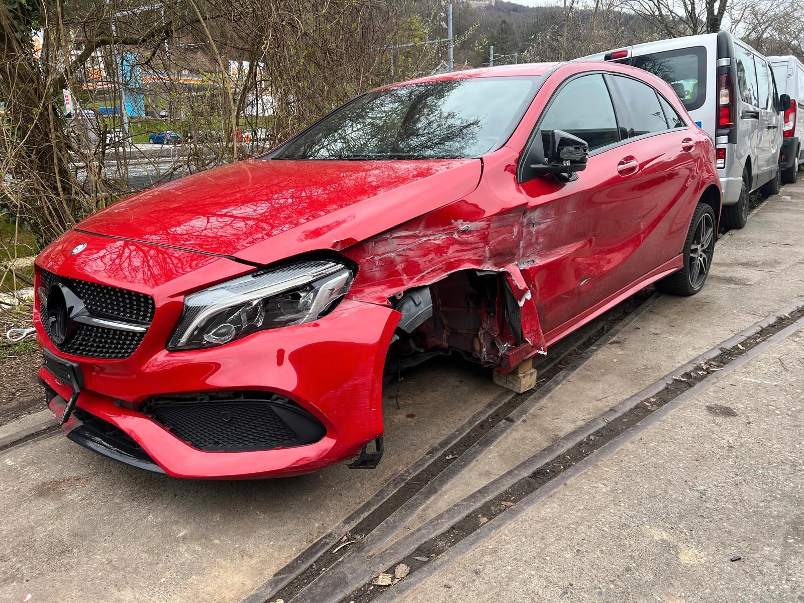 Mercedes-Benz A 180 A -Klasse A 180 BlueEfficiency