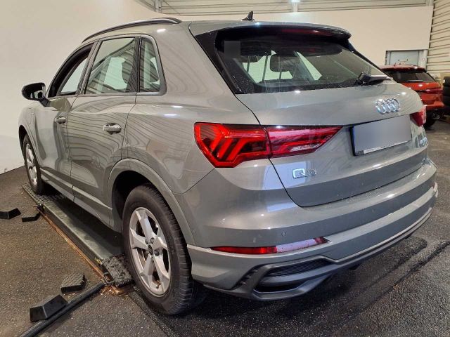 Q3 45 TFSI e S LINE S tronic LED+MMI NAVI+