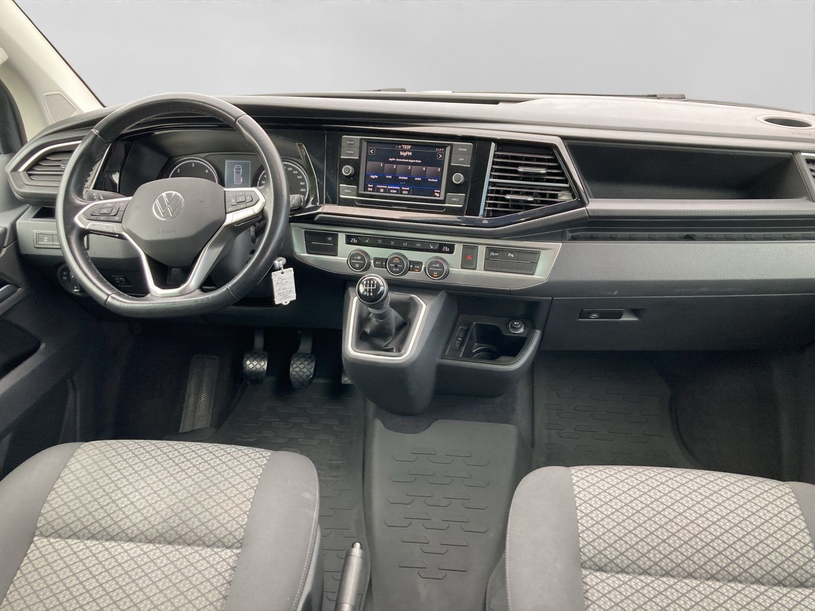 Volkswagen T6.1 Multivan TDI AHK KAMERA PRIVACY foto 5