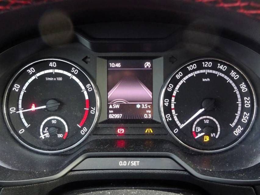 Fahrzeugabbildung SKODA Octavia Combi 2,0 TSI RS 230 Navi