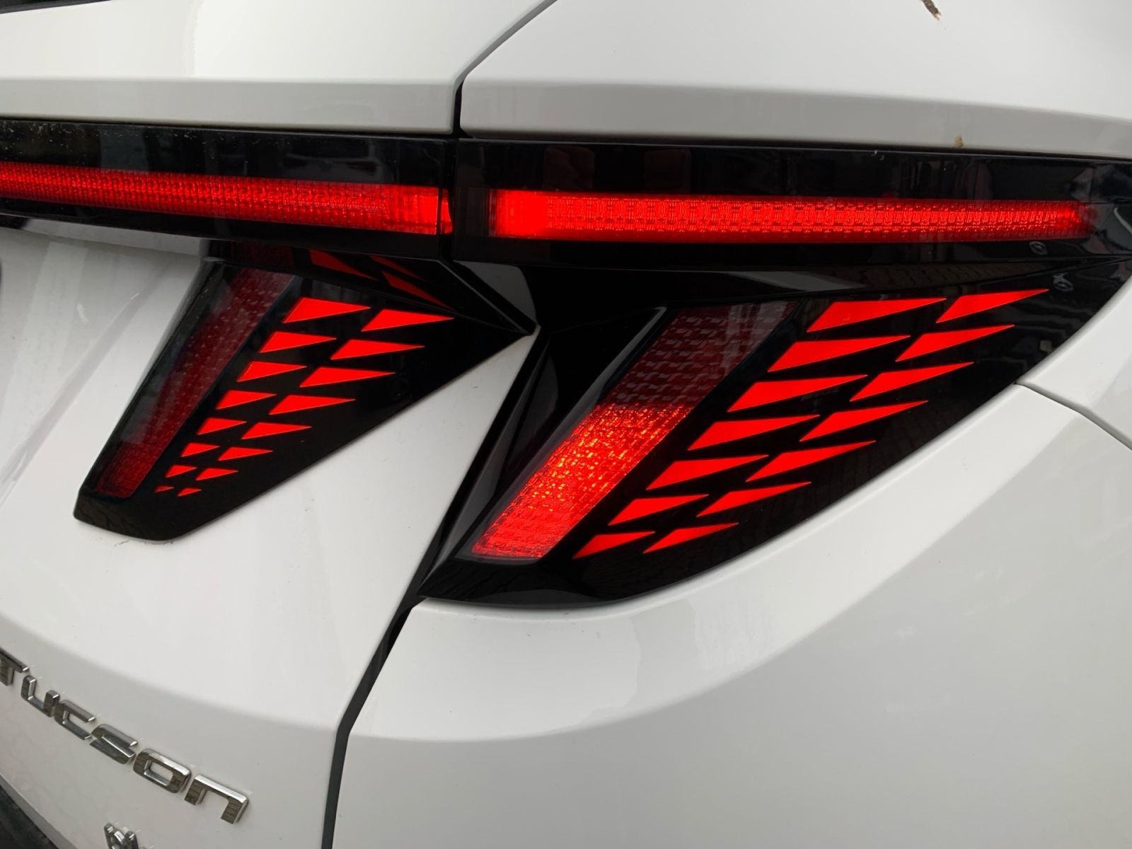 Fahrzeugabbildung Hyundai Tucson 1.6T-GDTrend Plug-In Hybrid 4WD Trend ESC