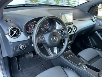 Mercedes B 180 - 10