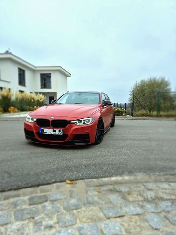 BMW 330i xDrive