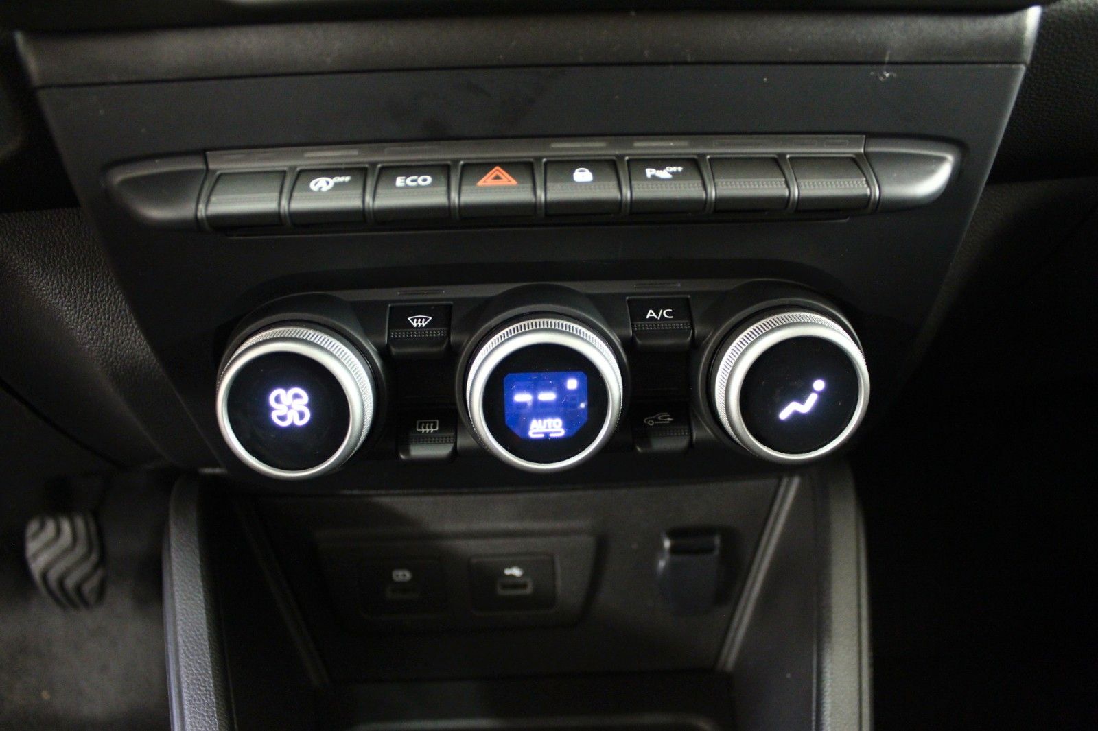 Fahrzeugabbildung Dacia Duster TCe130 Journey*Navi*Sitzhzg**Modell 2023