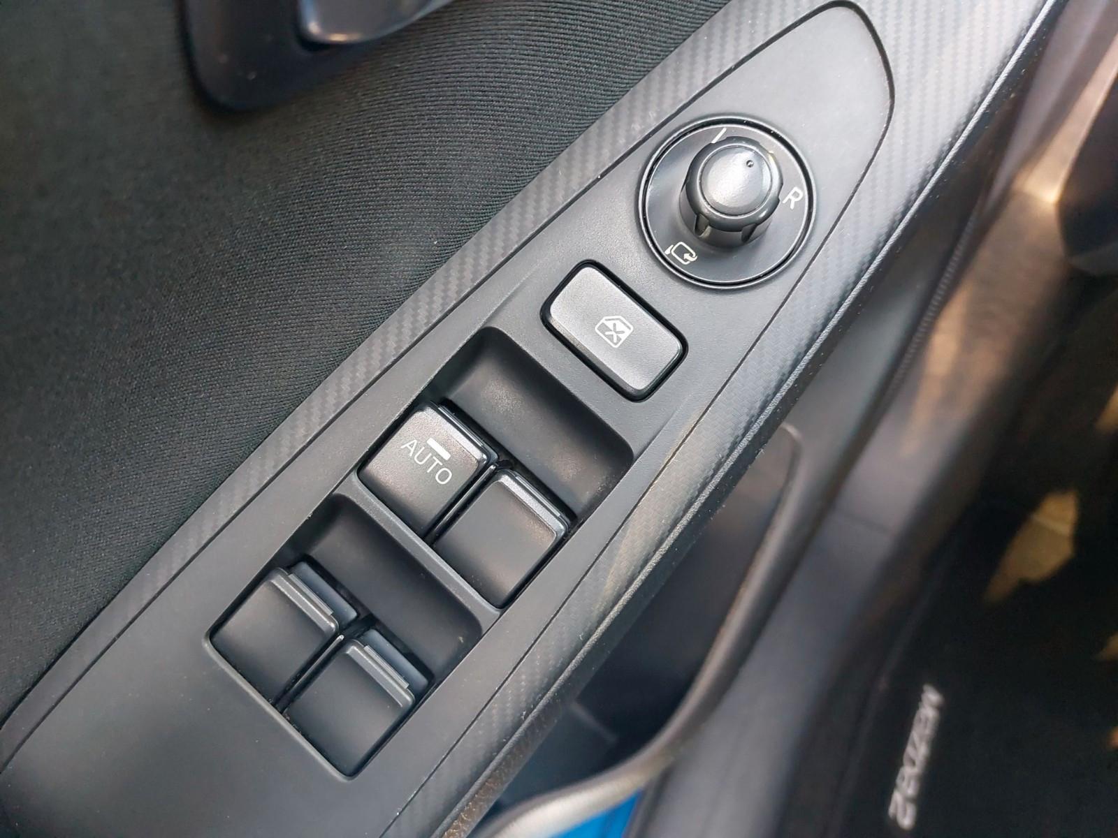 Mazda SPORTS-LINE SHZ PDC NAVI TEMPOMAT BLUETOOTH
