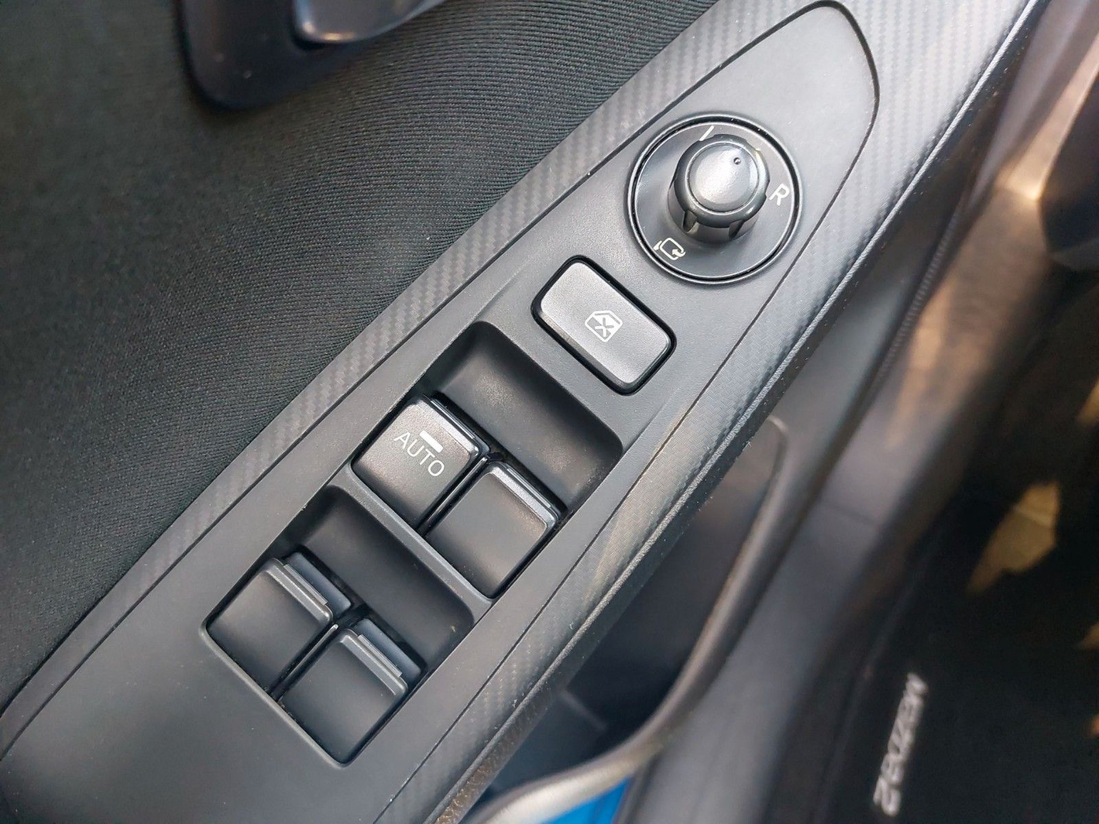 Mazda SPORTS-LINE SHZ PDC NAVI TEMPOMAT BLUETOOTH – Bild 24