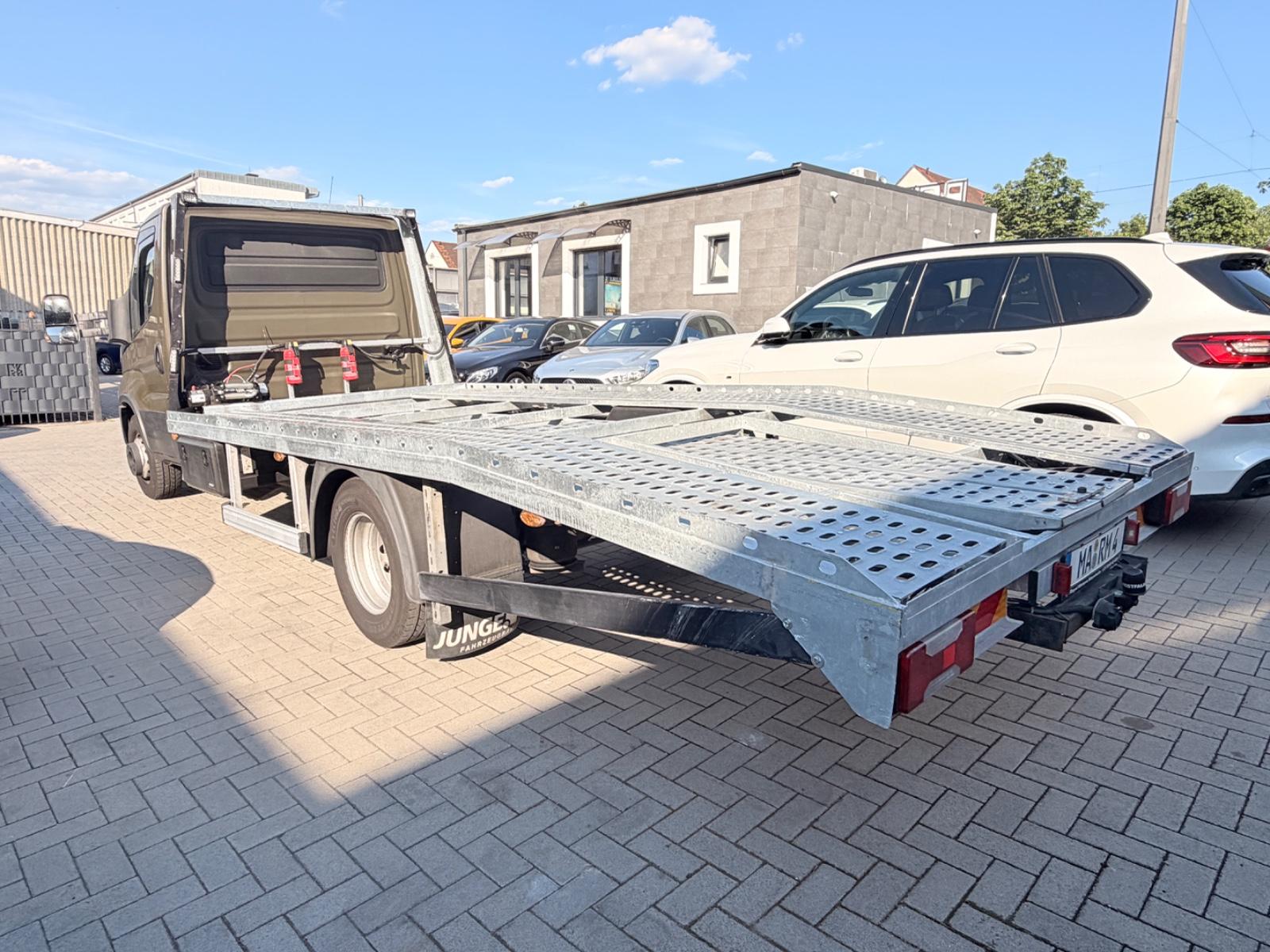 Iveco Abschleppwagen 3,5t-Navi-Aut-Klima