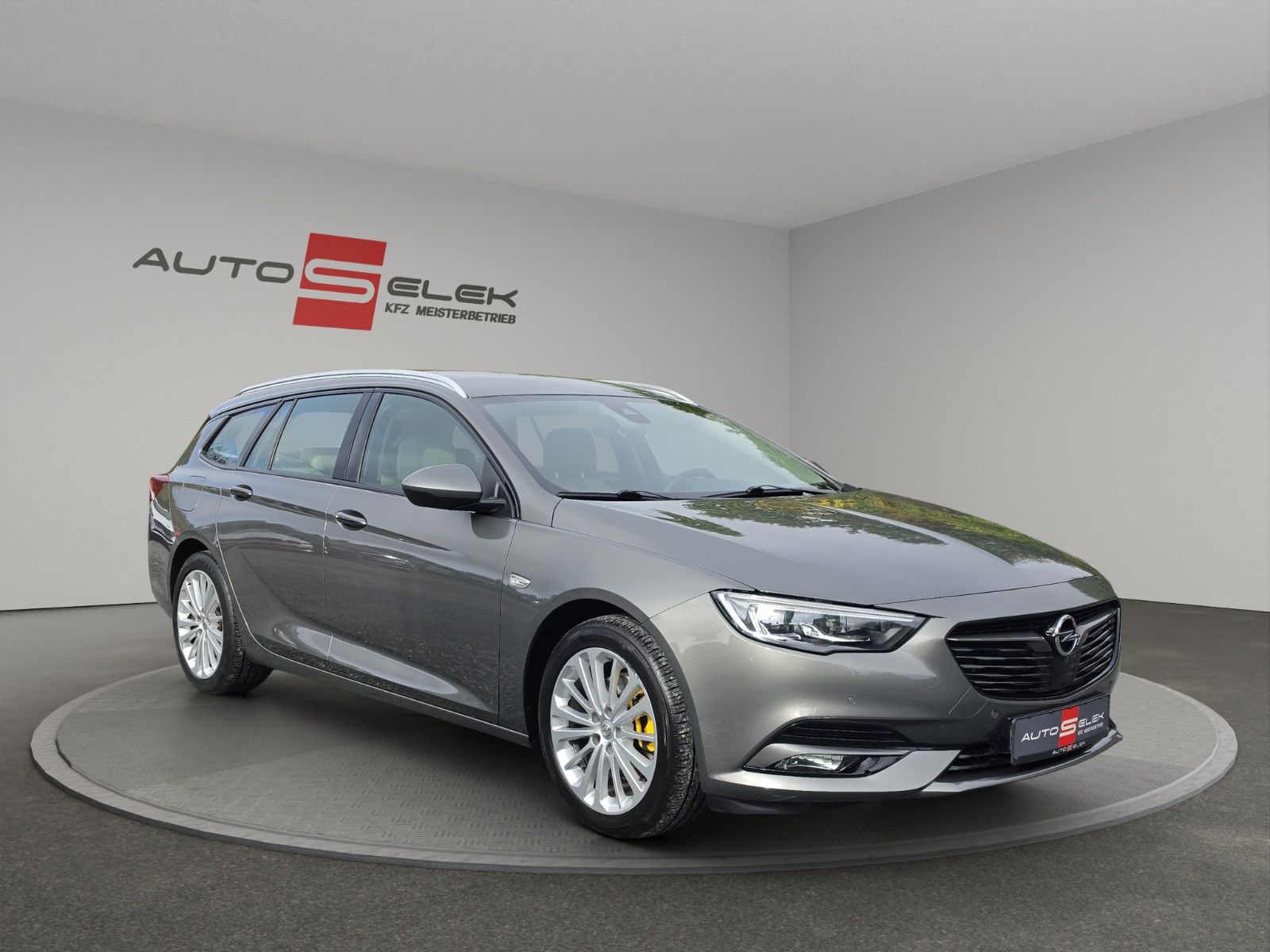 Fahrzeugabbildung Opel Insignia B Sports Tourer Business Innovation