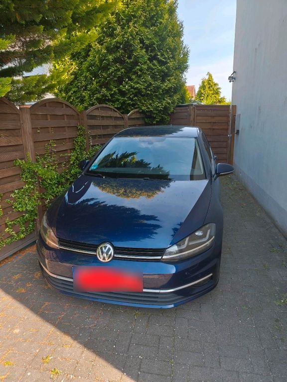 Image of Volkswagen Golf