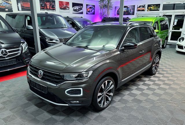 Volkswagen T-Roc 2.0 TSI DSG 4MOTION Sport, DCC,19 Zoll,AHK