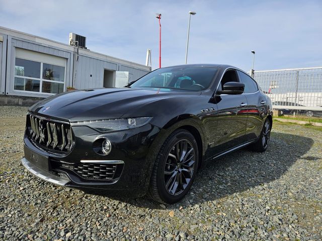 Maserati LEVANTE 3.0 V6  Q4 GRANLUSSO 4x4 * PANORAMA