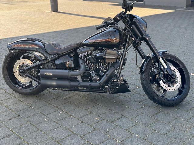 Harley-Davidson Breakout Pro Street REMUS/1HAND/