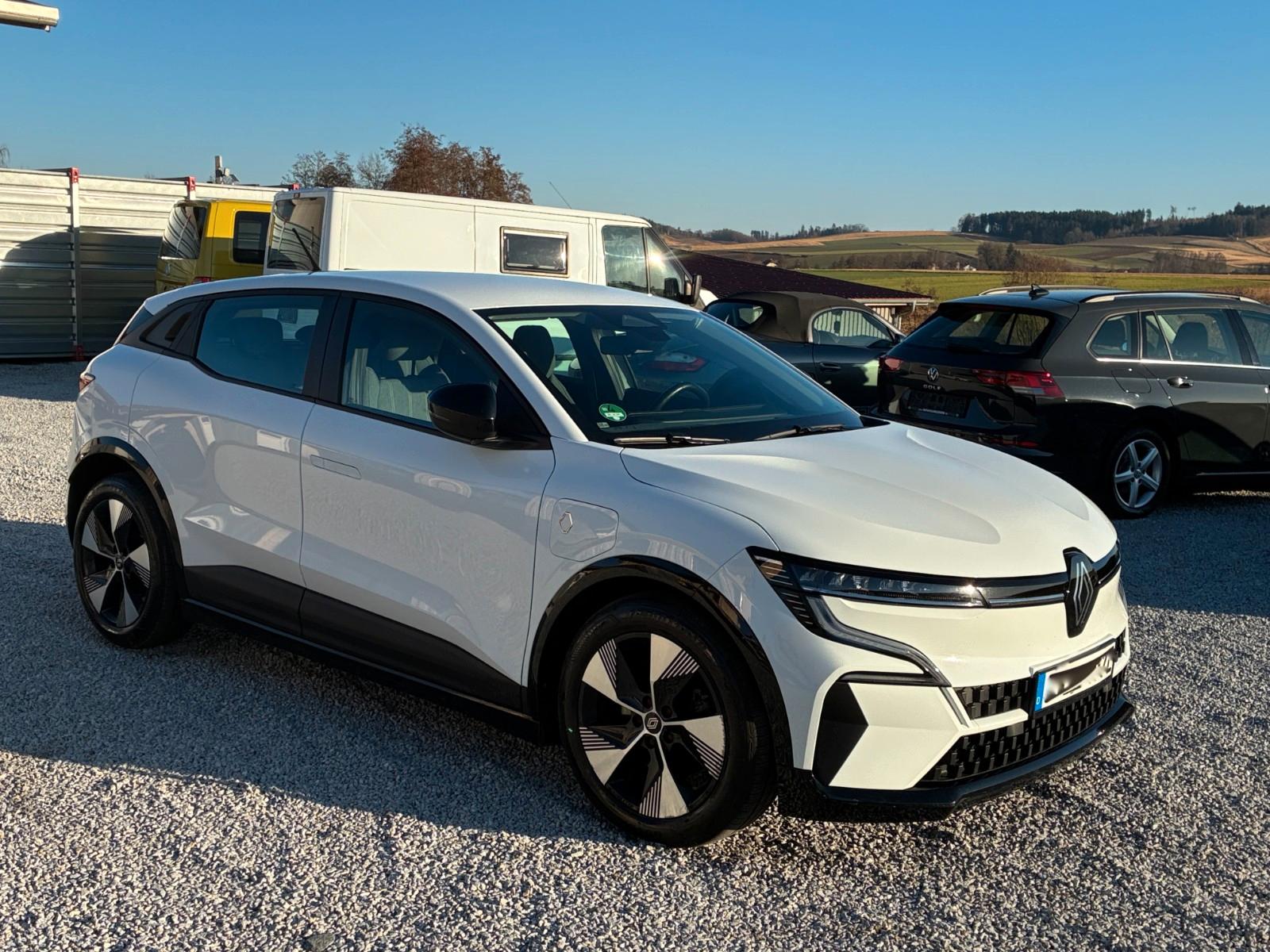Renault Megane E-TECH Techno 220 EV60