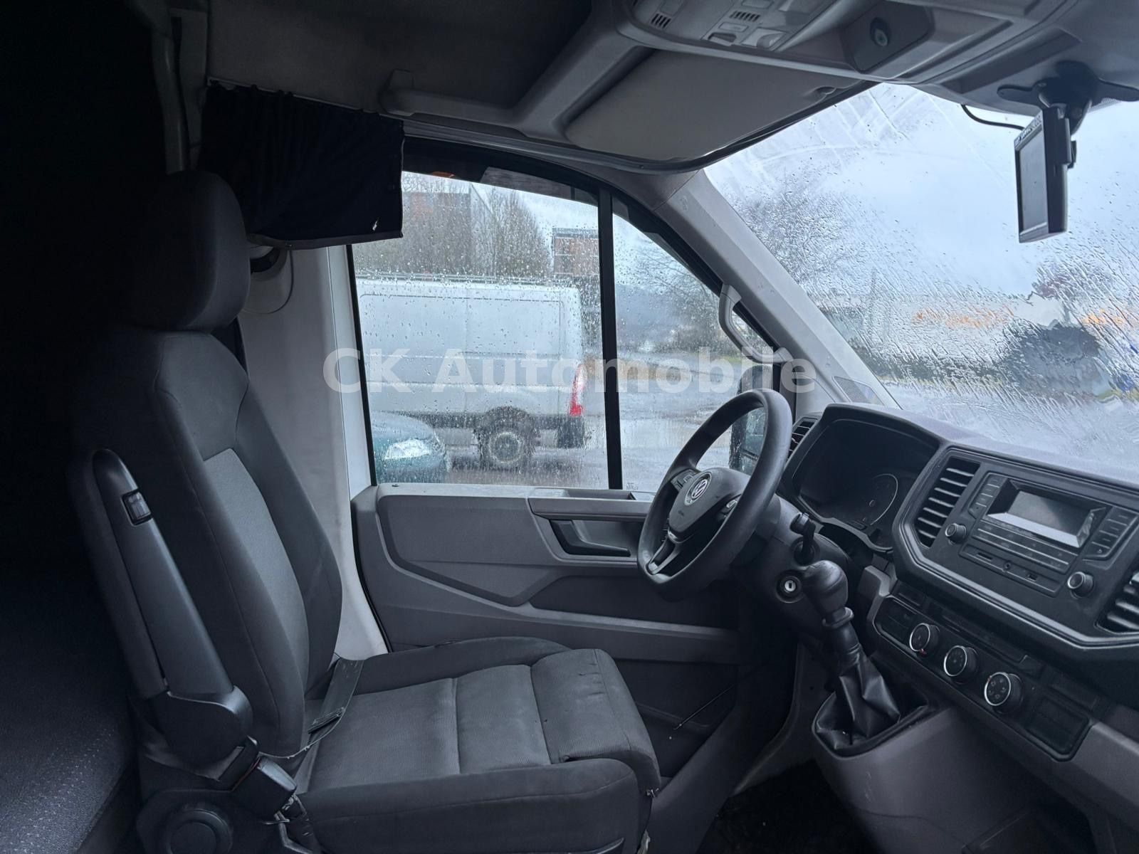 Fahrzeugabbildung Volkswagen Crafter Pritsche/Plane 35 lang FWD/Motorschaden