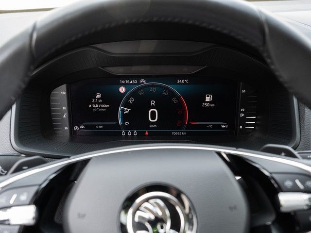 Karoq 1.5 TSI Tour DSG LED+NAVI+RFK+ACC