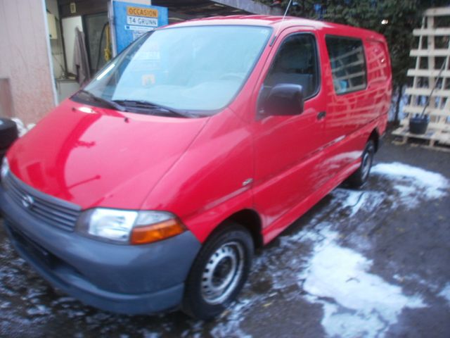 Toyota HIACE  2.5D4D  Doppel cabin