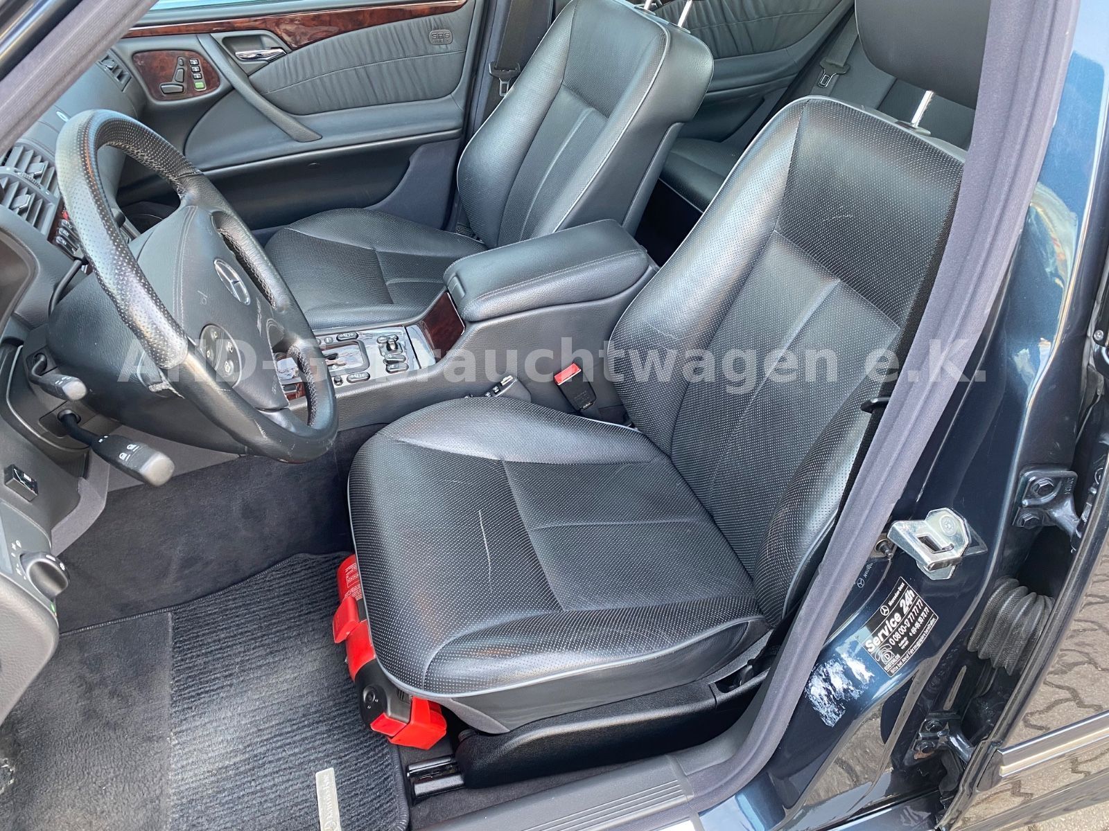 Fahrzeugabbildung Mercedes-Benz E 55 AMG 4-Matic "SAMMLERSTÜCK"